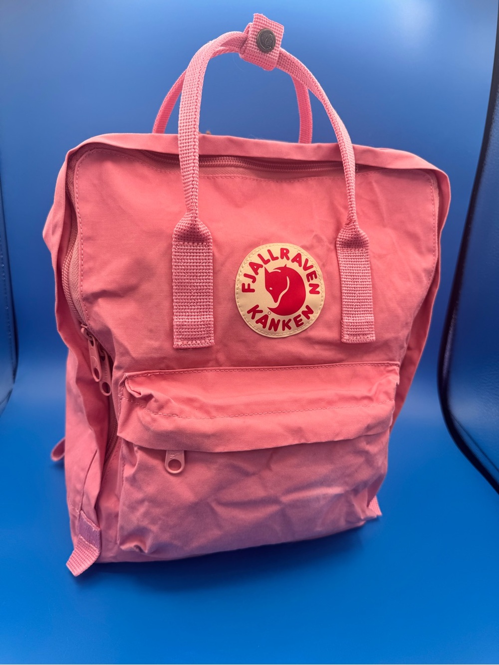 Fjallraven Kanken Classic Backpack in Pink